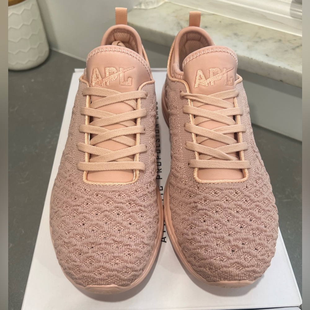 Brand New $200 APL Women’s Size 9 TechLoom Phantom Vintage Rose